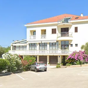 Gasthuis Krševan, Zadar